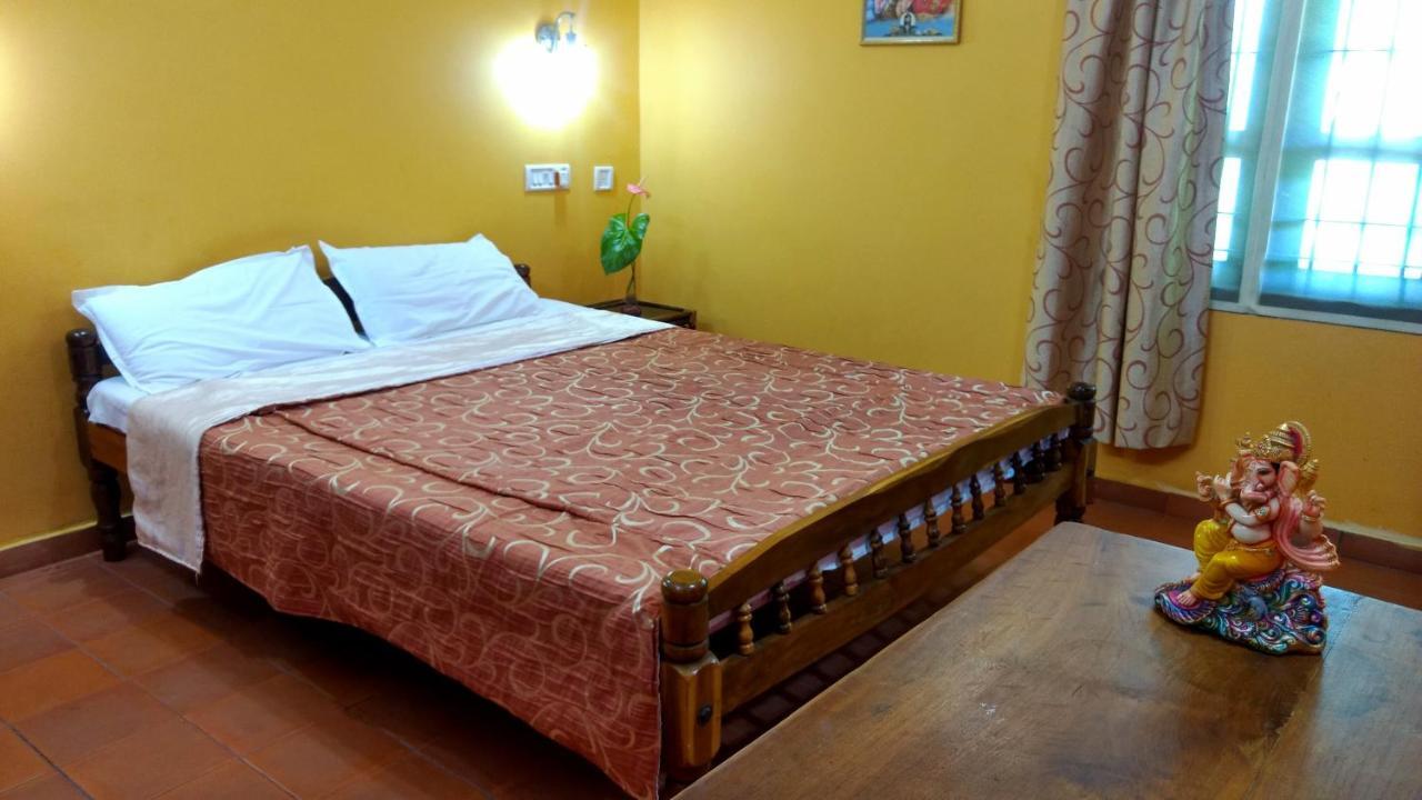 Kadalamma Beach Homestay Alappuzha Buitenkant foto